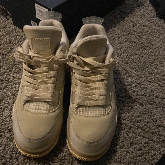 Off white Jordan 4 golf shoes - Picture 2 of 4
